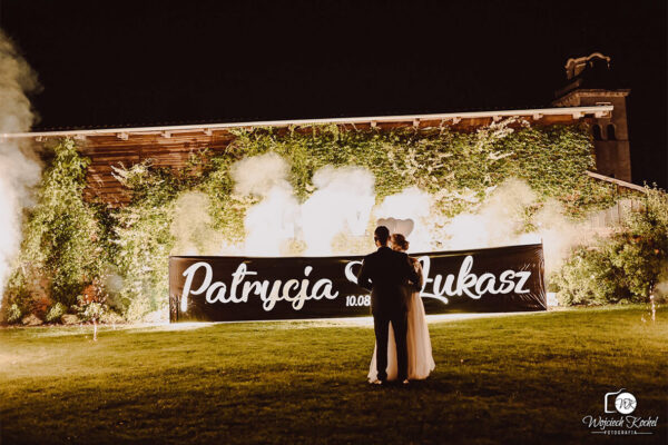 Sesja zdjęciowa w trakcie wesela